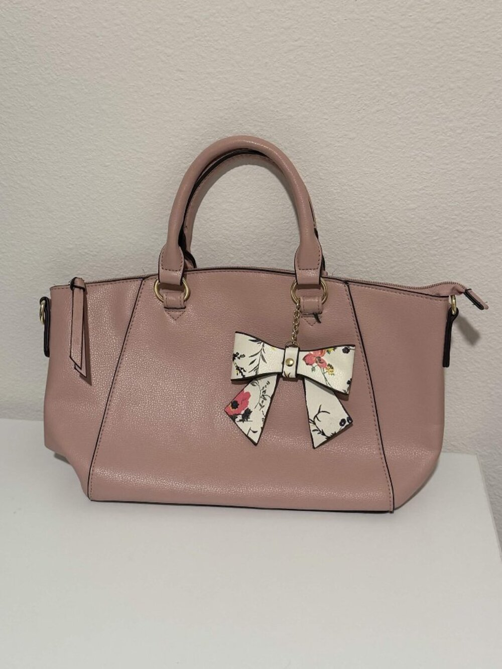 Blush Pink Handbag w/ Bow